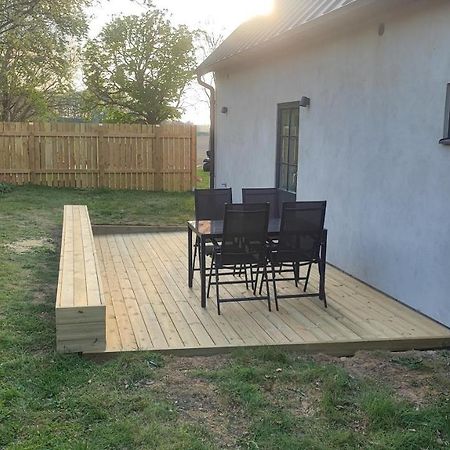 Gaesthus Pa Oesterlen Med Naerhet Till Strand & Golf Villa Ystad Exterior foto