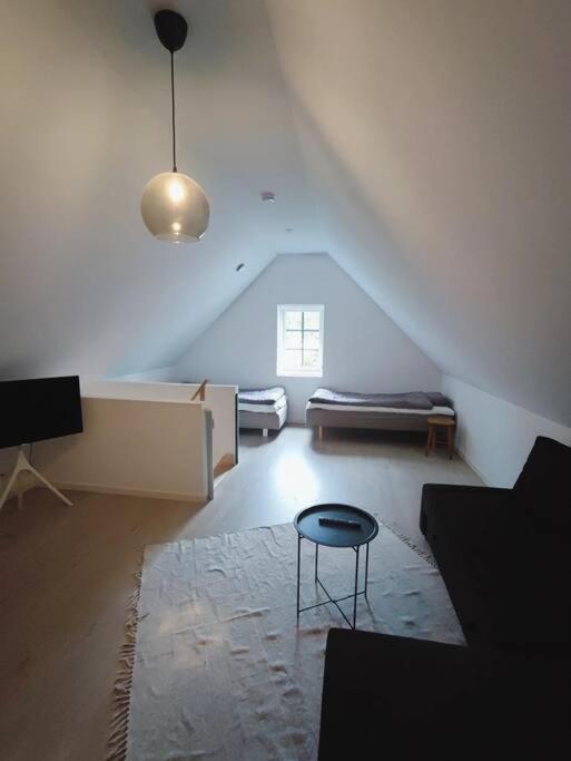 Gaesthus Pa Oesterlen Med Naerhet Till Strand & Golf Villa Ystad Exterior foto